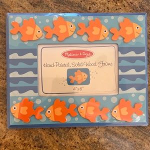 Melissa & Doug Goldfish Hand-Painted Solid Wood Frame (4"x6")